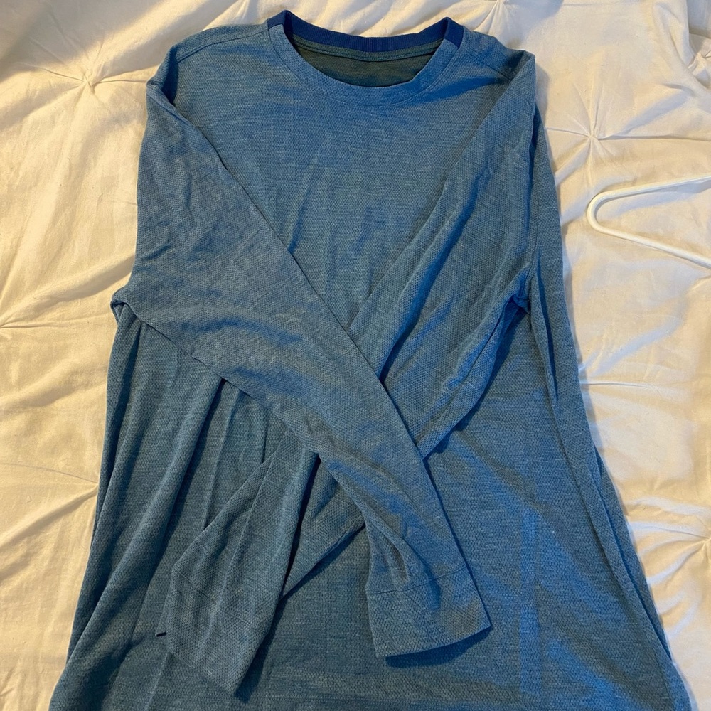 Lululemon long sleeve light weight